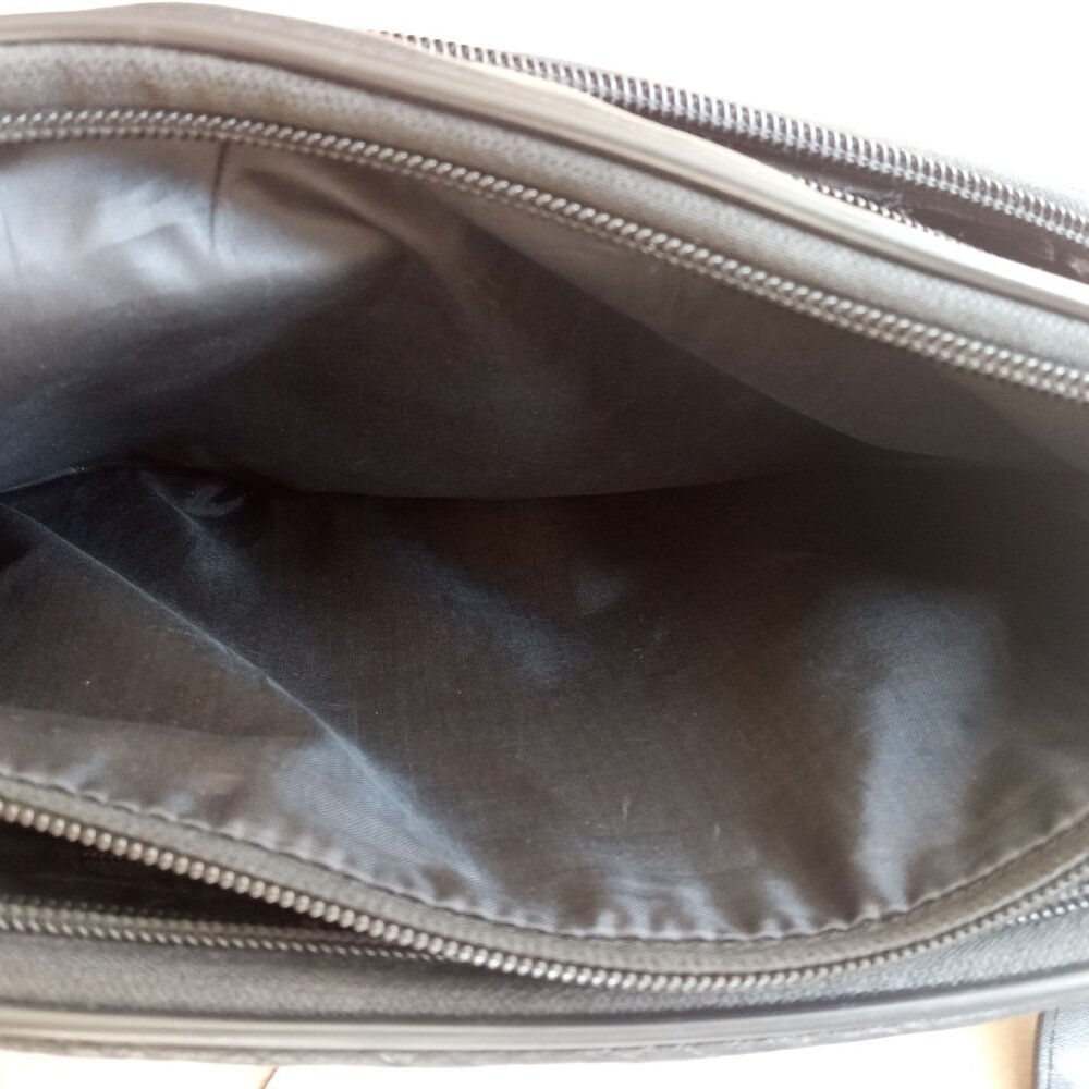 LEATHER CROSSBODY - Picture 6 of 13